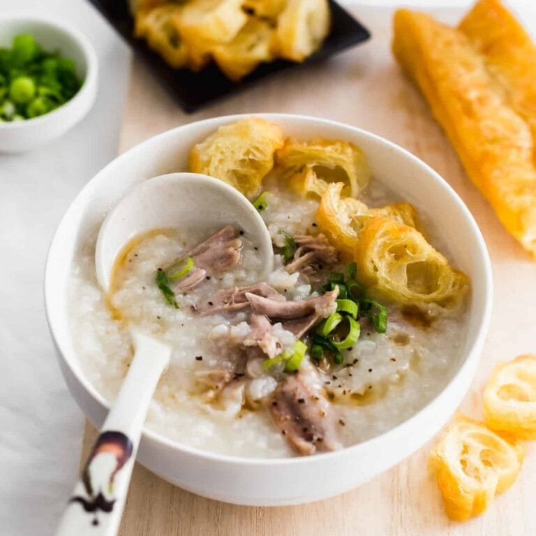 Turkey congee in a bowl.